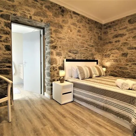 Villa Santa Cruz With Private Heated Pool *